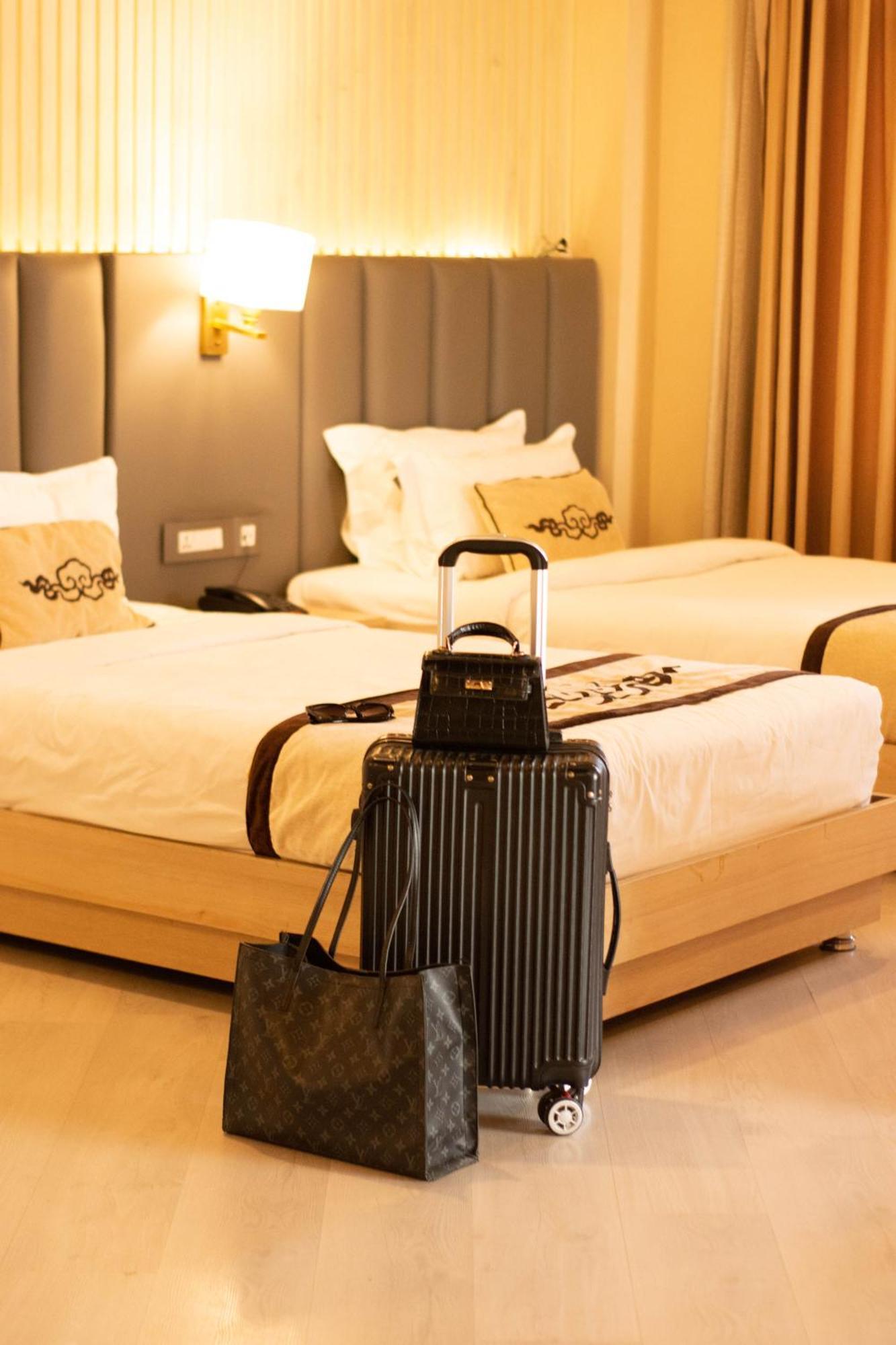 Lavie Residence And Spa Kathmandu Buitenkant foto